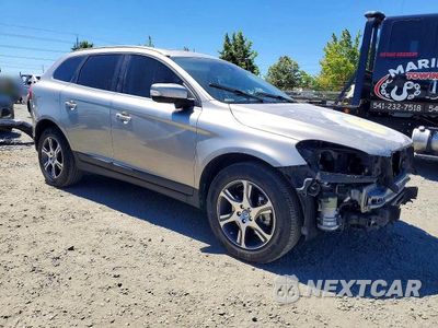 Czwarte zdjęcie samochodu z boku: 2013 VOLVO XC60 T6 VIN:YV4902DZ4D2389406 - miniatura