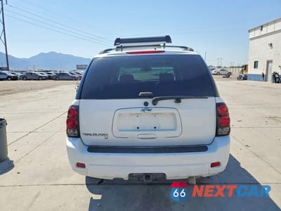 Zdjęcie 6 z 13 samochodu: 2008 CHEVROLET TRAILBLAZER LS VIN:1GNDT13S182223926 - miniatura