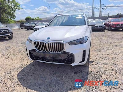 Piąte zdjęcie samochodu w środku: 2026 BMW X5 XDRIVE50E VIN:5UX43EU04T9355056 - miniatura