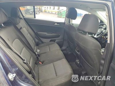 Zdjęcie 10 z 12 samochodu: 2020 KIA SPORTAGE LX VIN:KNDPMCAC8L7797736 - miniatura