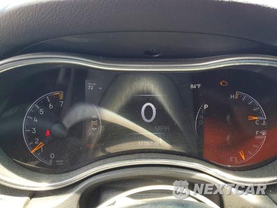 Zdjęcie 9 z 12 samochodu: 2018 JEEP GRAND CHEROKEE LAREDO VIN:1C4RJFAG4JC199668 - miniatura