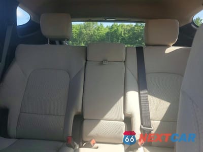 Zdjęcie 10 z 13 samochodu: 2017 HYUNDAI SANTA FE SPORT 2.4L VIN:5NMZUDLB5HH025889 - miniatura