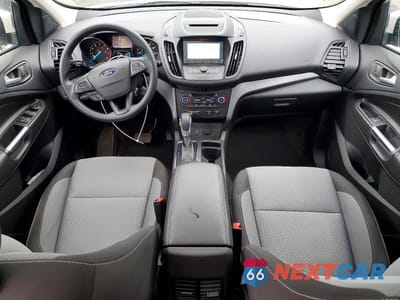 Zdjęcie 8 z 13 samochodu: 2018 FORD ESCAPE SE VIN:1FMCU9GD0JUC24485 - miniatura