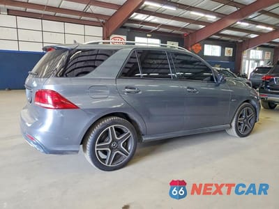 Trzecie zdjęcie samochodu z tyłu: 2018 MERCEDES-BENZ GLE 43 AMG VIN:4JGDA6EB3JB176277 - miniatura