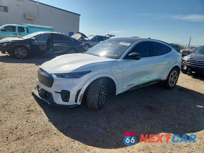2023 FORD MUSTANG MACH-E GT 3FMTK4SE2PMA55298 - główne zdjęcie licytacji z USA - miniatura