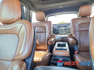 Zdjęcie 10 z 14 samochodu: 2020 LINCOLN AVIATOR RESERVE VIN:5LM5J7WC1LGL04052 - miniatura