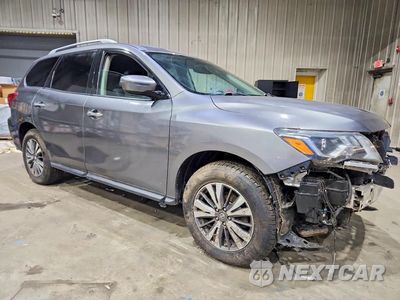 Czwarte zdjęcie samochodu z boku: 2017 NISSAN PATHFINDER SV VIN:5N1DR2MMXHC663730 - miniatura