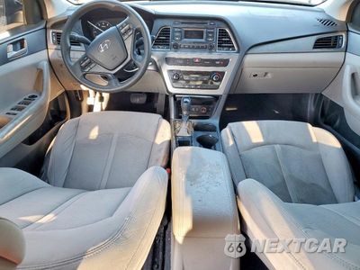 Zdjęcie 8 z 12 samochodu: 2015 HYUNDAI SONATA SE VIN:5NPE24AF1FH124672 - miniatura