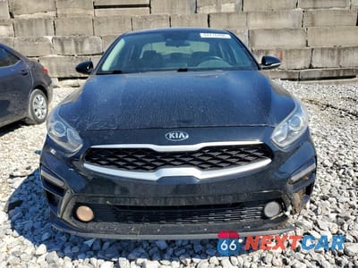 Piąte zdjęcie samochodu w środku: 2021 KIA FORTE LXS VIN:3KPF24AD6ME315766 - miniatura