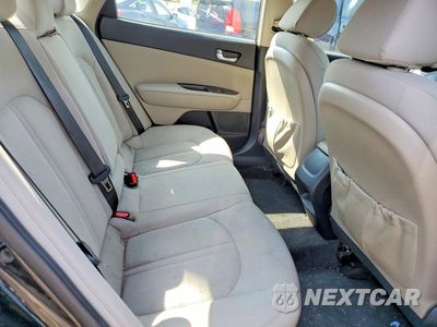 Zdjęcie 10 z 12 samochodu: 2018 KIA OPTIMA LX VIN:5XXGT4L32JG268731 - miniatura