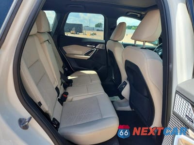 Zdjęcie 11 z 13 samochodu: 2023 BMW X1 XDRIVE28I VIN:WBX73EF08P5W06754 - miniatura