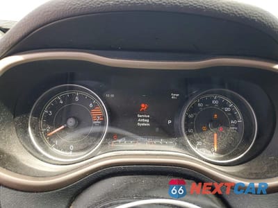 Zdjęcie 9 z 13 samochodu: 2016 JEEP CHEROKEE LIMITED VIN:1C4PJMDB5GW253742 - miniatura