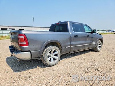 Trzecie zdjęcie samochodu z tyłu: 2019 RAM 1500 LIMITED VIN:1C6SRFPT8KN552831 - miniatura