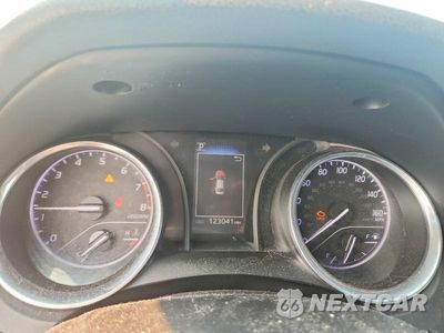 Zdjęcie 9 z 12 samochodu: 2018 TOYOTA CAMRY SE VIN:4T1B11HK7JU644537 - miniatura