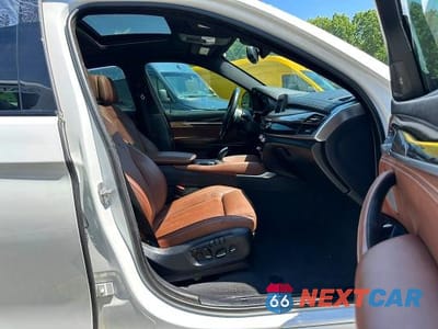 Zdjęcie 6 z 10 samochodu: 2018 BMW X6 XDRIVE50I VIN:5UXKU6C59J0W38979 - miniatura