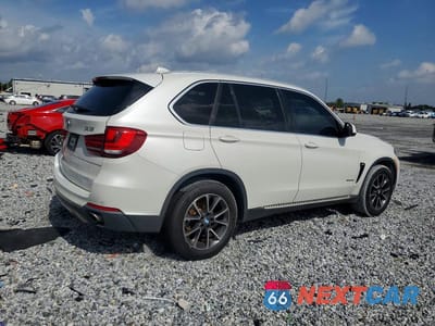 Trzecie zdjęcie samochodu z tyłu: 2017 BMW X5 SDRIVE35I VIN:5UXKR2C3XH0X05351 - miniatura
