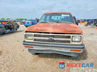Piąte zdjęcie samochodu w środku: 1991 CHEVROLET BLAZER S10 VIN:1GNCS18ZXM8265457 - miniatura