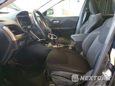 Zdjęcie 7 z 13 samochodu: 2015 JEEP CHEROKEE LATITUDE VIN:1C4PJMCS7FW745026 - miniatura