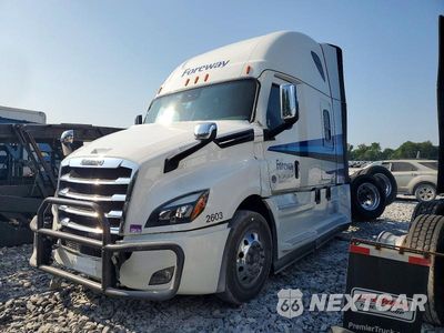 Drugie zdjęcie samochodu z przodu: 2026 FREIGHTLINER CASCADIA 126 SEMI TRUCK VIN:3AKJHHDR1TSWL2266 - miniatura