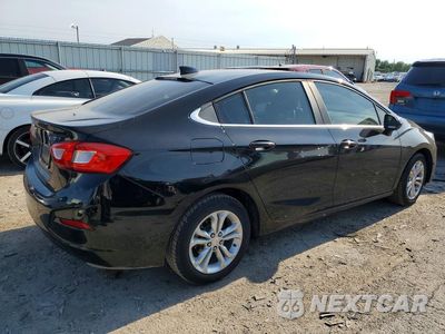 Trzecie zdjęcie samochodu z tyłu: 2019 CHEVROLET CRUZE LT VIN:1G1BE5SM2K7142876 - miniatura