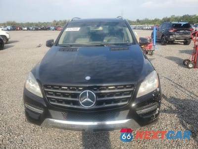 Piąte zdjęcie samochodu w środku: 2014 MERCEDES-BENZ ML 350 VIN:4JGDA5JB8EA341199 - miniatura