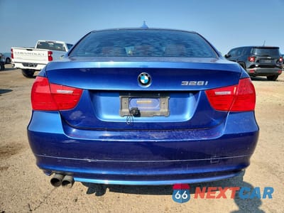 Zdjęcie 6 z 13 samochodu: 2010 BMW 328 XI SULEV VIN:WBAPK5C50AA646435 - miniatura