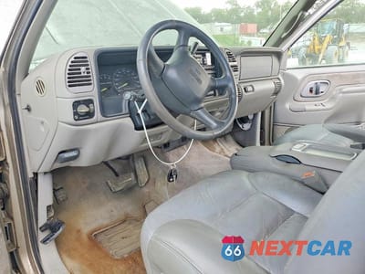 Zdjęcie 8 z 12 samochodu: 1998 GMC SIERRA K1500 VIN:2GTEK19R1W1540543 - miniatura