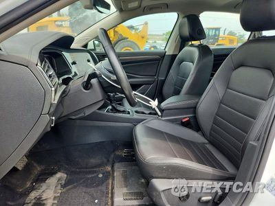 Zdjęcie 7 z 12 samochodu: 2021 VOLKSWAGEN JETTA SEL VIN:3VWE57BU8MM009268 - miniatura