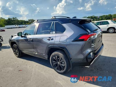 Drugie zdjęcie samochodu z przodu: 2024 TOYOTA RAV4 XSE VIN:4T3E6RFV9RU174525 - miniatura