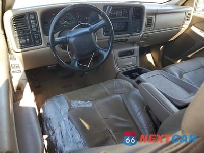 Zdjęcie 8 z 13 samochodu: 2001 CHEVROLET SILVERADO K1500 VIN:1GCEK19T21E150652 - miniatura