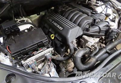 Zdjęcie 7 z 10 samochodu: 2013 JEEP GRAND CHEROKEE SRT-8 VIN:1C4RJFDJ4DC563714 - miniatura