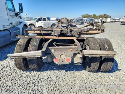 Zdjęcie 6 z 12 samochodu: 2018 FREIGHTLINER CASCADIA 125 TRUCK CAB AND CHASSIS VIN:3AKJGLDR2JSHU4578 - miniatura