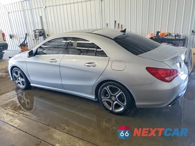 Drugie zdjęcie samochodu z przodu: 2014 MERCEDES-BENZ CLA 250 VIN:WDDSJ4EB4EN070446 - miniatura