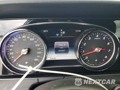 Zdjęcie 9 z 12 samochodu: 2017 MERCEDES-BENZ E 300 4MATIC VIN:WDDZF4KB0HA029330 - miniatura
