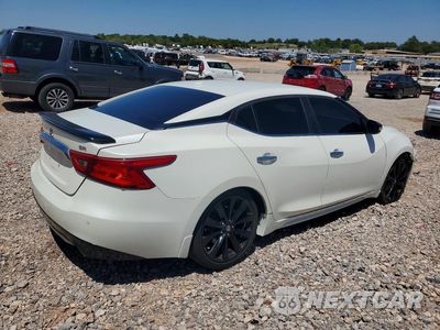 Trzecie zdjęcie samochodu z tyłu: 2017 NISSAN MAXIMA 3.5 SR VIN:1N4AA6AP8HC457056 - miniatura