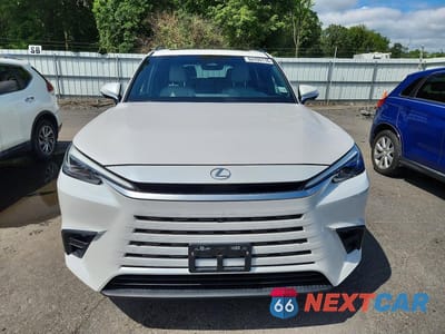 Piąte zdjęcie samochodu w środku: 2024 LEXUS TX 350 PREMIUM VIN:5TDAAAB62RS003887 - miniatura