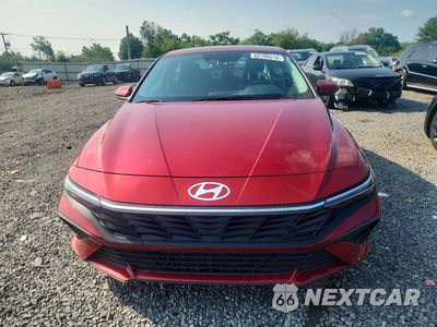 Piąte zdjęcie samochodu w środku: 2024 HYUNDAI ELANTRA SEL VIN:KMHLM4DG4RU673584 - miniatura