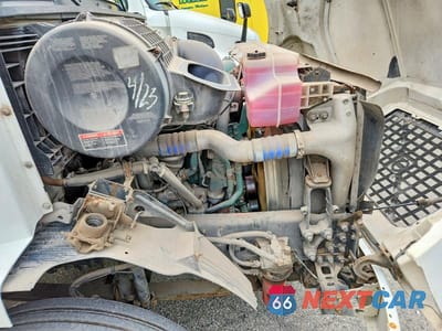 Zdjęcie 10 z 12 samochodu: 2013 VOLVO VNM SEMI TRUCK VIN:4V4MC9EG4DN136633 - miniatura