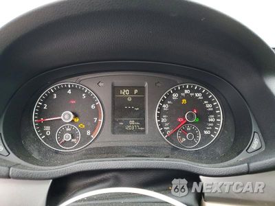 Zdjęcie 9 z 12 samochodu: 2015 VOLKSWAGEN PASSAT S VIN:1VWAS7A36FC060899 - miniatura