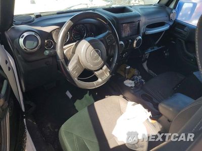 Zdjęcie 8 z 13 samochodu: 2018 JEEP WRANGLER UNLIMITED SAHARA VIN:1C4HJWEG9JL872993 - miniatura