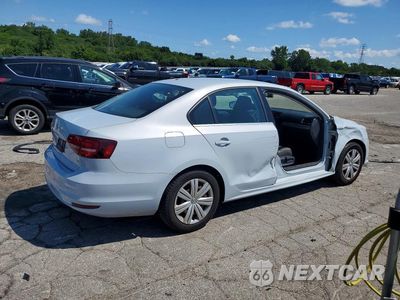 Trzecie zdjęcie samochodu z tyłu: 2017 VOLKSWAGEN JETTA S VIN:3VW2B7AJ6HM393351 - miniatura