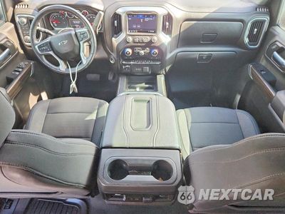 Zdjęcie 8 z 12 samochodu: 2021 CHEVROLET SILVERADO K1500 RST VIN:1GCUYEED7MZ400366 - miniatura