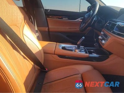 Piąte zdjęcie samochodu w środku: 2020 BMW 740 XI VIN:WBA7T4C01LGF97132 - miniatura