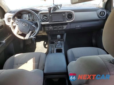 Zdjęcie 8 z 13 samochodu: 2017 TOYOTA TACOMA SR5 V6 VIN:3TMDZ5BN3HM035055 - miniatura