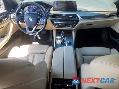 Zdjęcie 8 z 12 samochodu: 2017 BMW 530 XI VIN:WBAJA7C38HG906929 - miniatura
