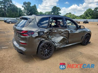 Trzecie zdjęcie samochodu z tyłu: 2024 BMW X5 M60I VIN:5UX33EU0XR9T57740 - miniatura