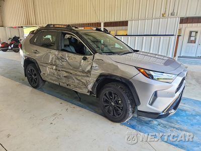 Czwarte zdjęcie samochodu z boku: 2025 TOYOTA RAV4 XSE VIN:4T3E6RFV9SU182968 - miniatura