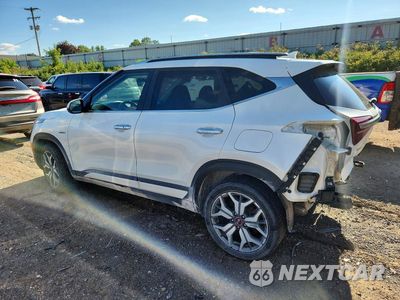 Drugie zdjęcie samochodu z przodu: 2021 KIA SELTOS SX VIN:KNDETCA26M7164168 - miniatura
