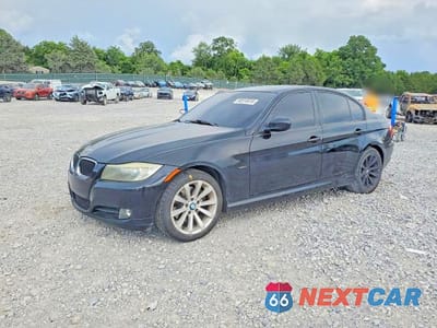 2011 BMW 328 I WBAPH7C54BE126324 - główne zdjęcie licytacji z USA - miniatura