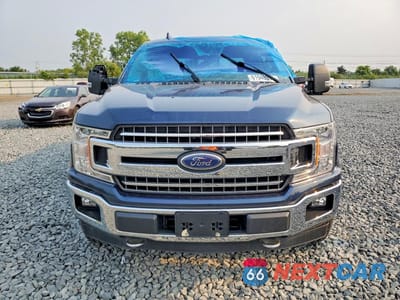 Piąte zdjęcie samochodu w środku: 2018 FORD F150 SUPERCREW VIN:1FTFW1EG1JFD42236 - miniatura
